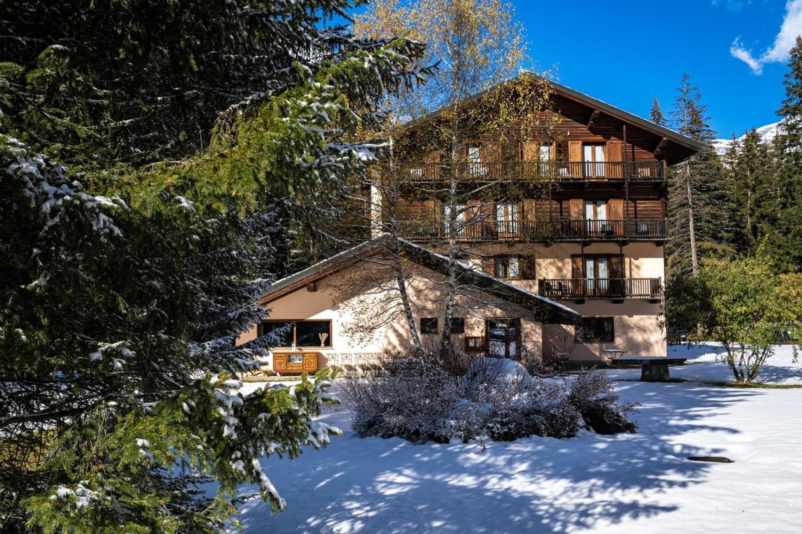 Alpine Forest Hotel Champoluc Exterior foto